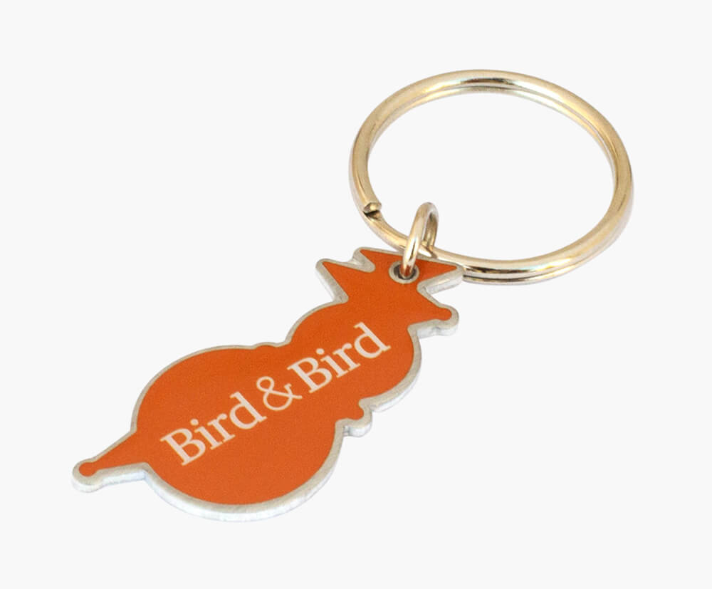 Custom-shaped metal keyring for designs within 45x45mm.