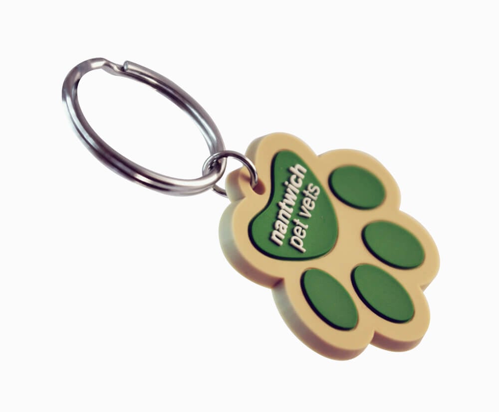 These pet paw keyrings fit within a size limit of 45mm x 45mm and are 4mm thick.