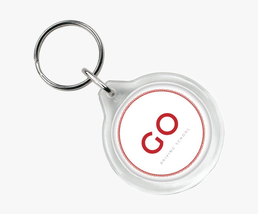 Durable and Compact: i7 Branded Acrylic Keyring for Everyday Use